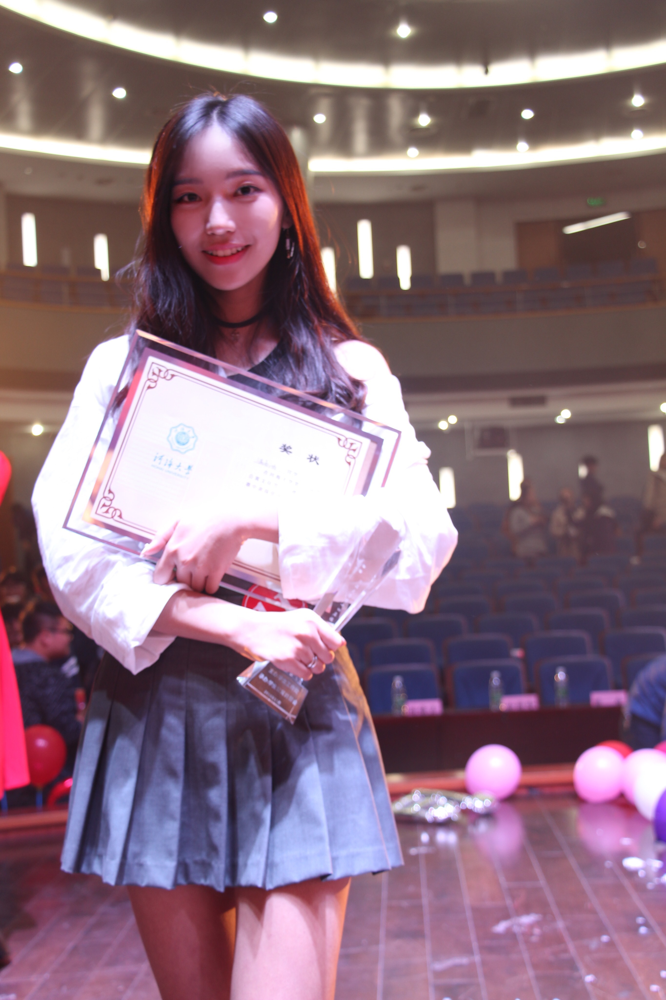 温雨涵2018年文化艺术类海韵风华百佳学生称号获得者